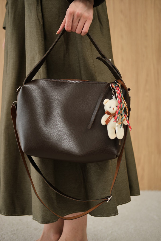 Küçük Ayıcık Ve Püskül Detay Çanta Kahverengi