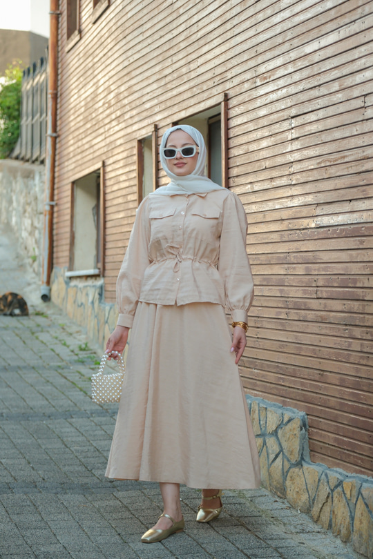 Kupra Tüneli Etekli Takım Krem