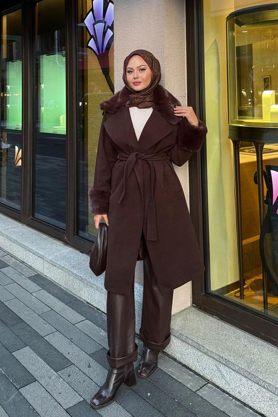 Kürk Detay Kaban Acı Kahve