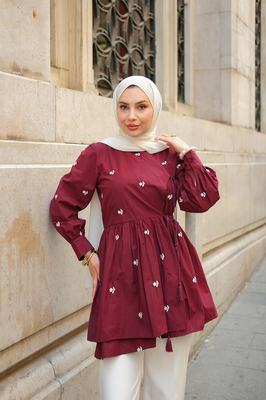 Nakış İşlemeli Yandan Bağlamalı Tunik Bordo