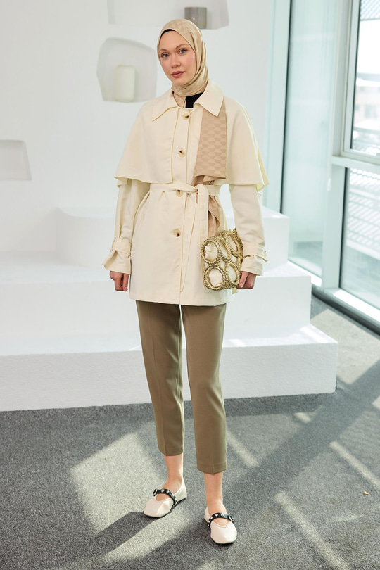 Omuz Apolet Detaylı Kısa Trenç  Ekru