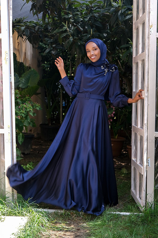 Uygun Fiyatlı OMUZ CICEKLI KEMERLI ABIYE | Loccomoda.com 