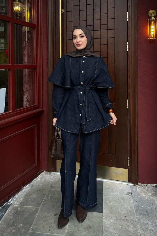 Omuz Pelerin Detay İkili Takım Lacivert