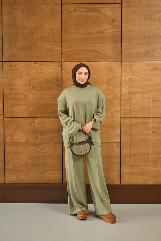 Omuz Vatkalı Takım Yeşil
