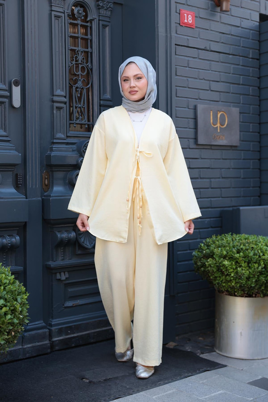 Ön Bağlama Detaylı Takım Sarı