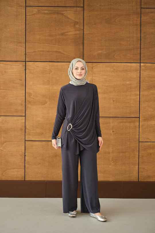 Ön Bağlamalı Süs Detay Takım Antrasit