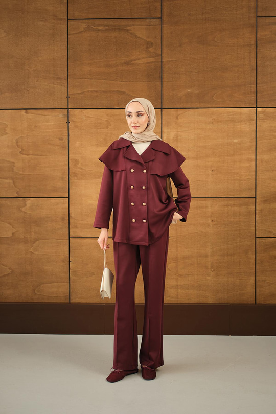Ön Düğme Ve Biye Detaylı İkili Takım Bordo