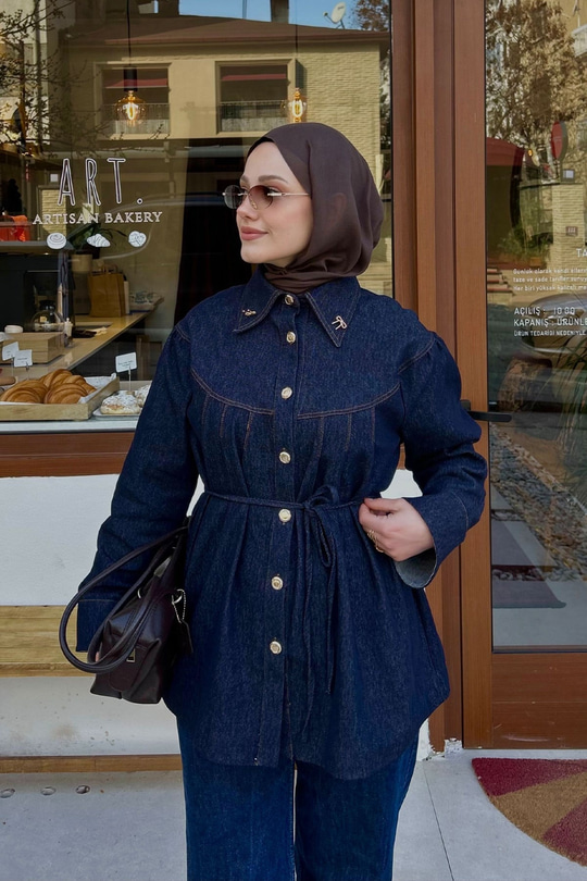 Ön Pileli Gold Düğme Detay Gömlek Lacivert