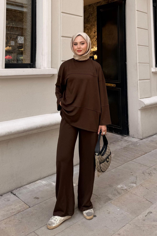 Önü Çima Detay Takım Kahverengi