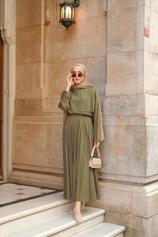 Önü Parça Detaylı Takım Haki Yeşil