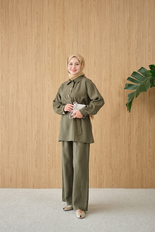 Önü Pat Düğme Detay Gömlek Yaka Takım Haki Yeşil