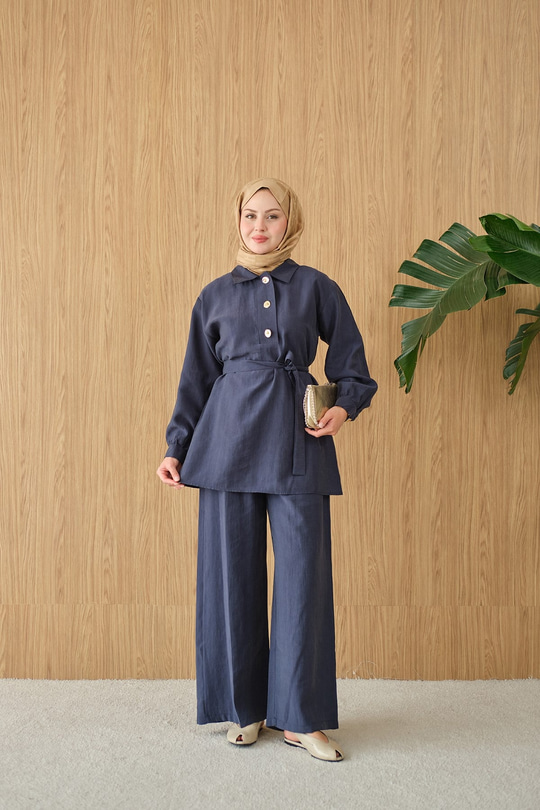 Önü Pat Düğme Detay Gömlek Yaka Takım Lacivert