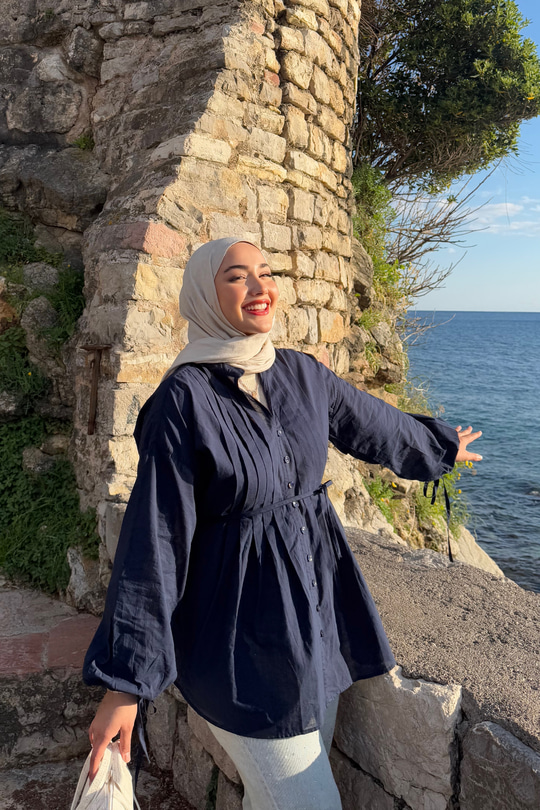 Önü Pile Detay Vual Gömlek Lacivert