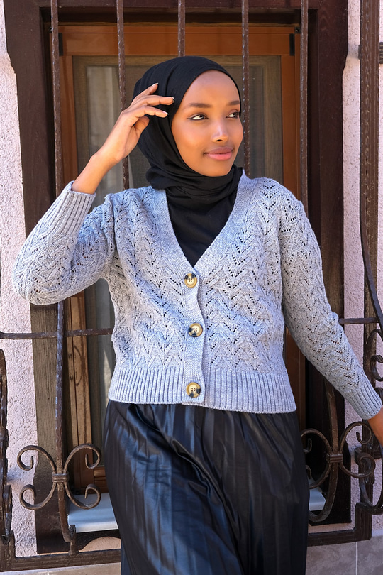 Uygun Fiyatlı ORGU DETAY DUGMELI HIRKA GRI | Loccomoda.com 