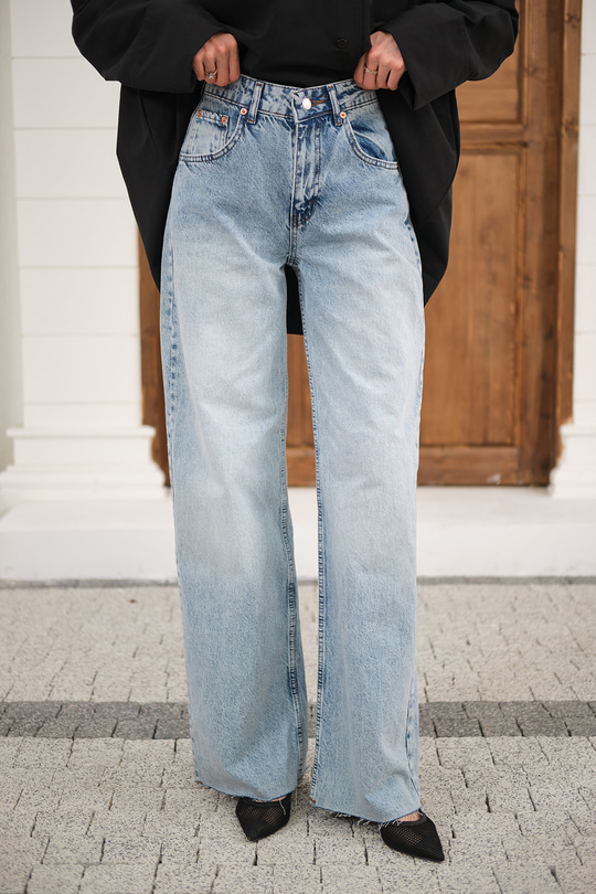 Paça Kesik Boru Paça Pantolon Buz Mavi