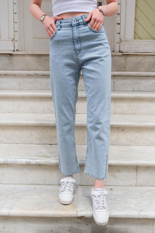 Paça Taşlı Kot Pantolon Buz Mavi