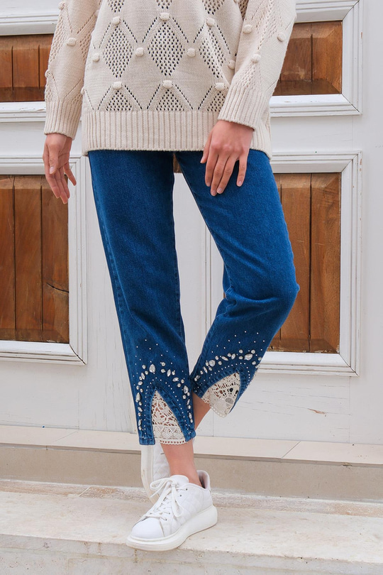 Paçası Dantel Detaylı Boru Paça Pantolon Koyu Mavi