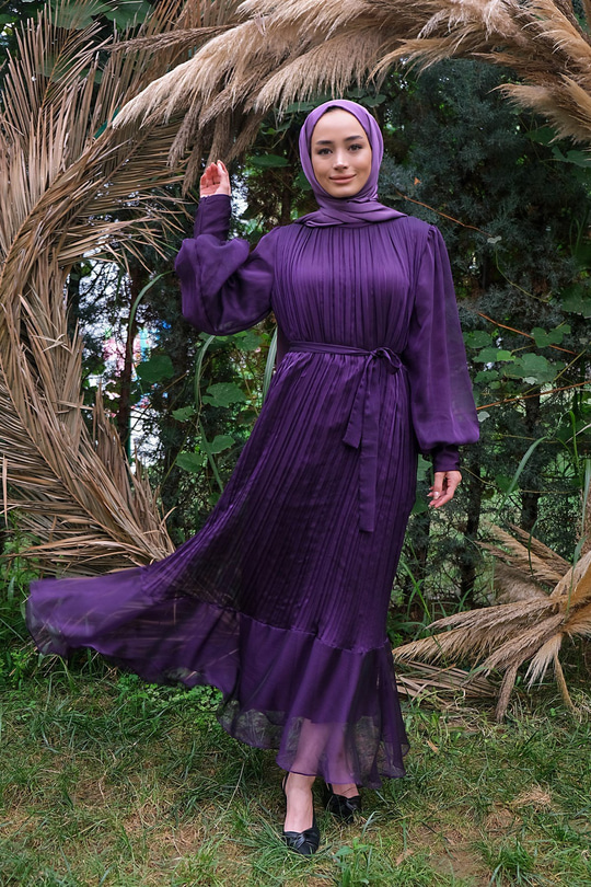 Uygun Fiyatlı PILISELI SIFON ELBISE | Loccomoda.com 