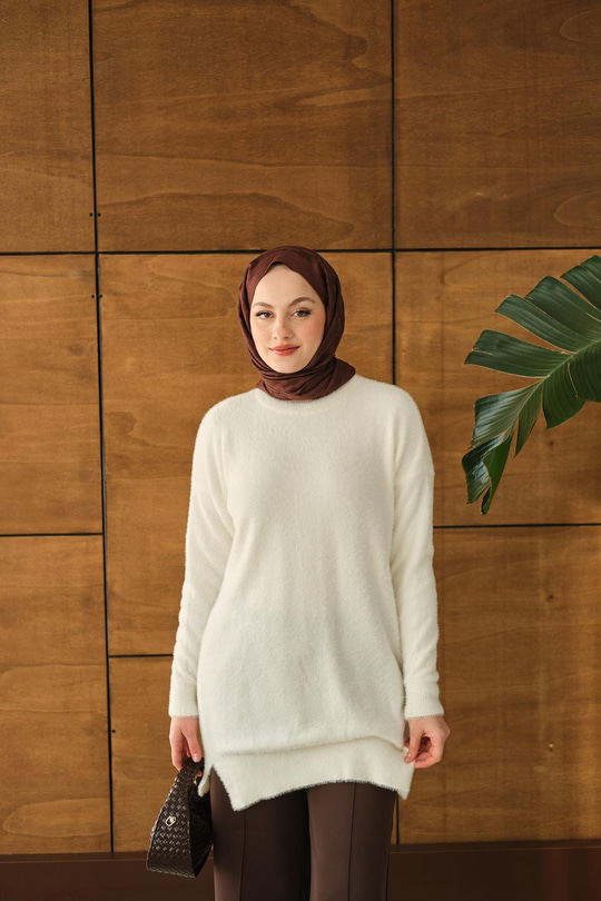 Püsküllü Tunik Beyaz