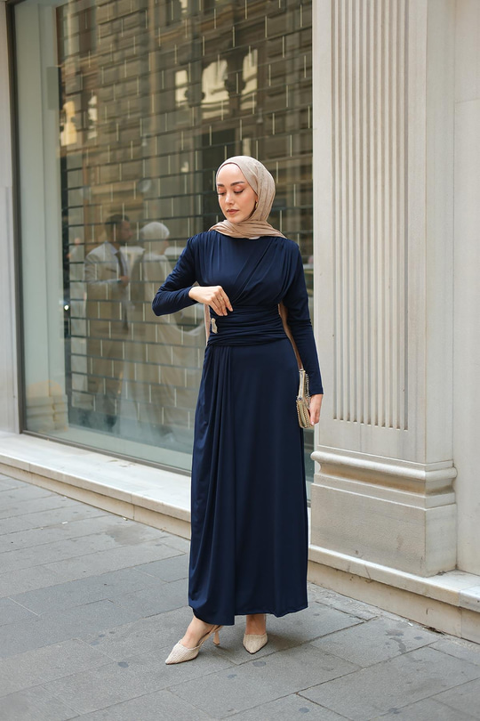 Rosey Bronşlu Elbise Lacivert