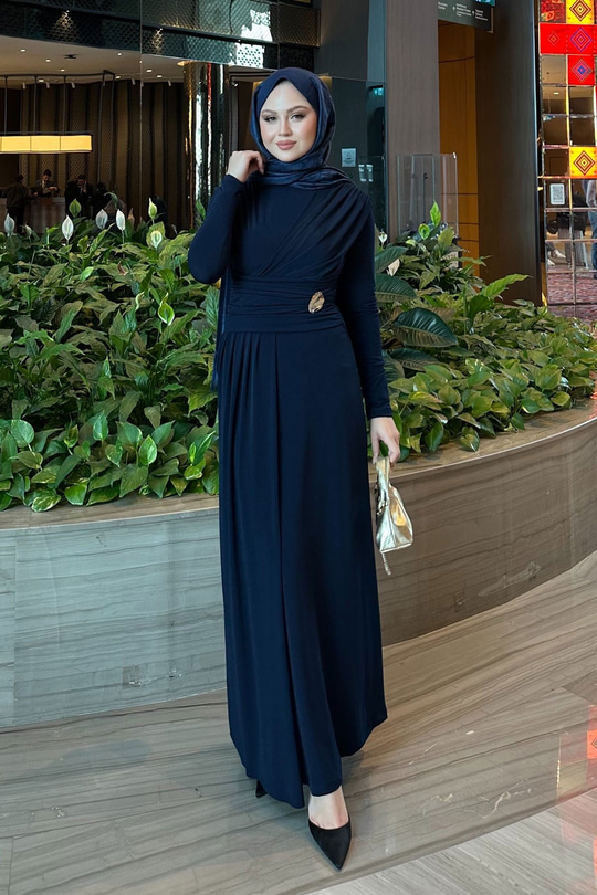 Rosey Broşlu Elbise Lacivert