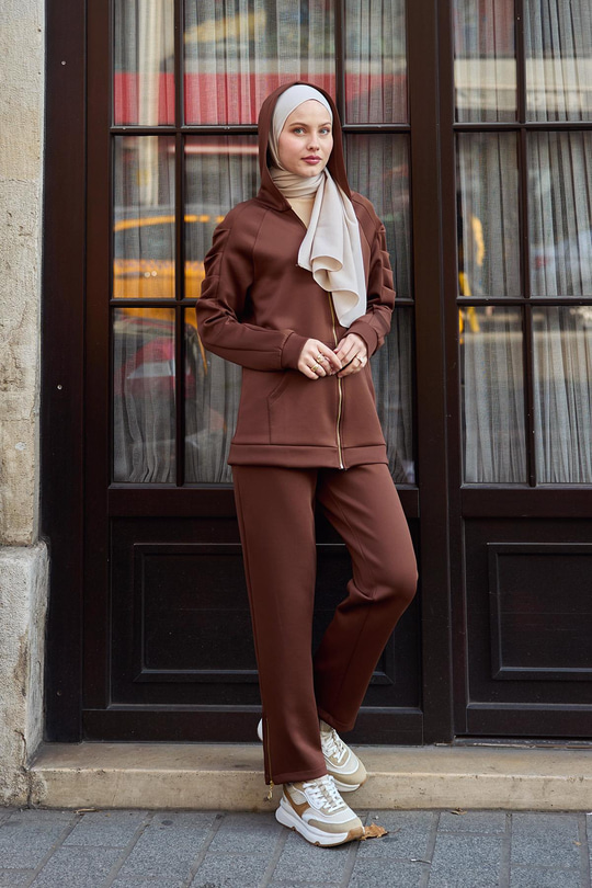 Scuba Kolu İpli Takım  Kahverengi