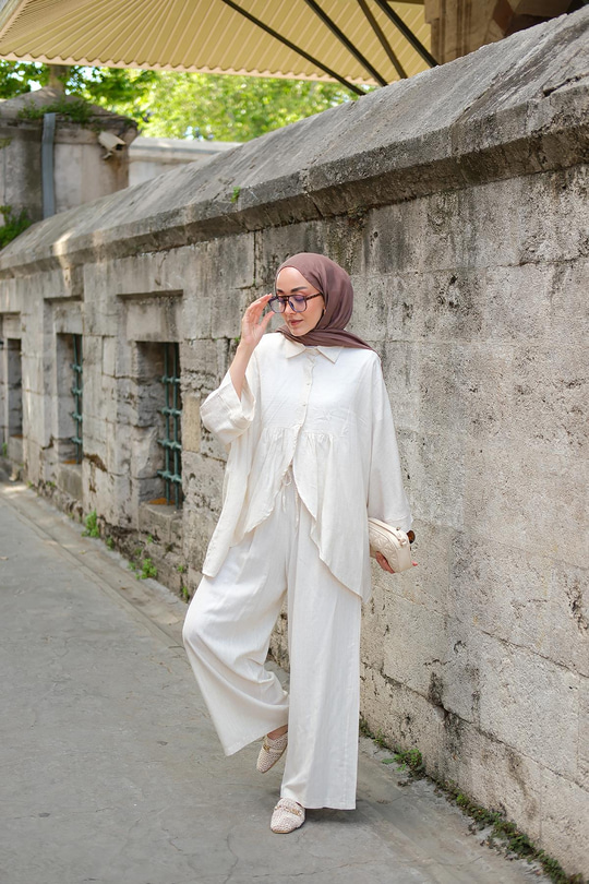 Sim Çizgili Takım Krem