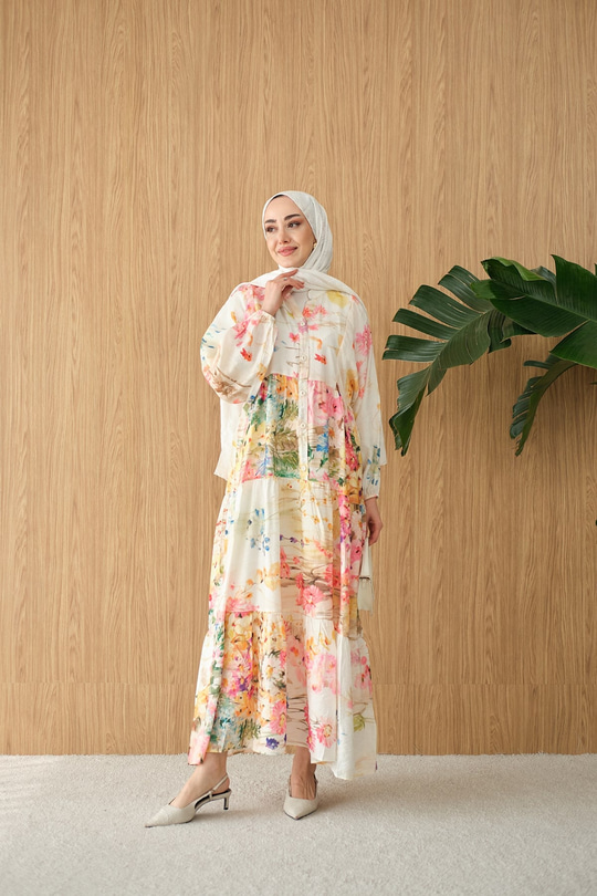 Sulu Boya Desen Elbise Krem