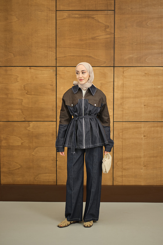 Süs Dikişli Fermuarlı Takım Lacivert