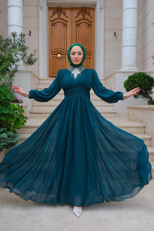 Taş Aksesuarlı Tul Abiye Zümrüt Yeşil