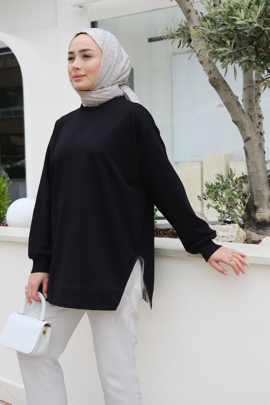 Taş Püskül Detay Tunik Siyah