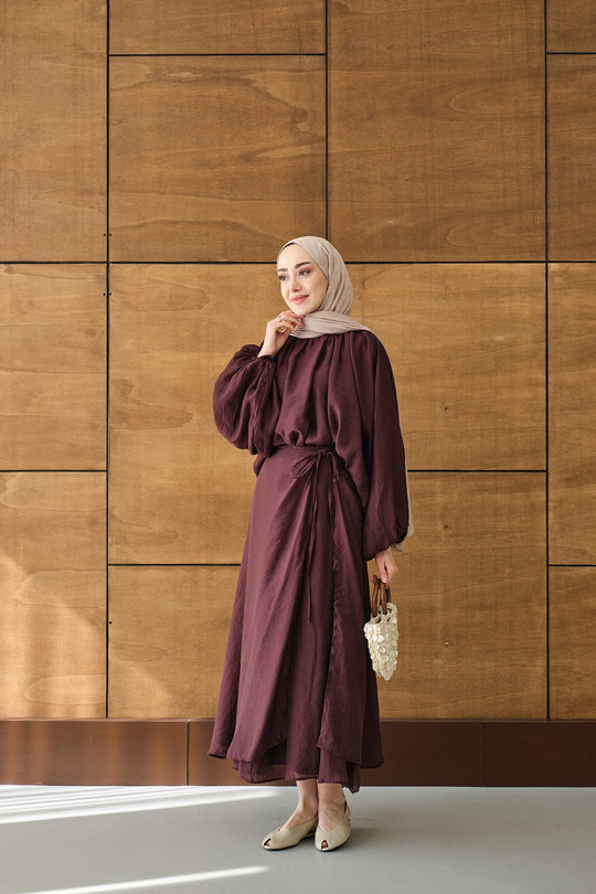 Tül Detay Pelerinli Etekli Takım Mürdüm