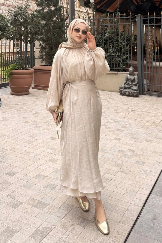 Tül Detay Pelerinli Etekli Takım Sarı