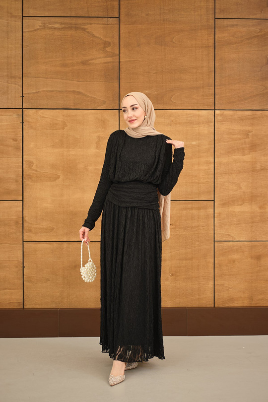 Tül Kumaş Kendinden Desenli Bel Büzgü Detay Elbise Siyah