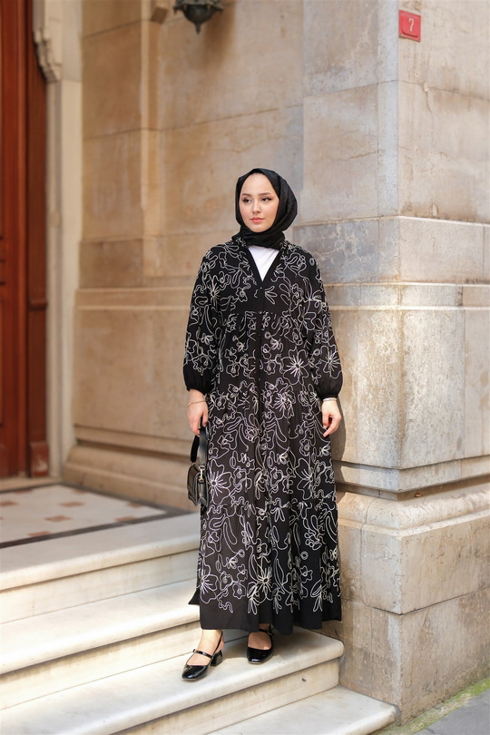 Tyess Desenli Elbise Siyah