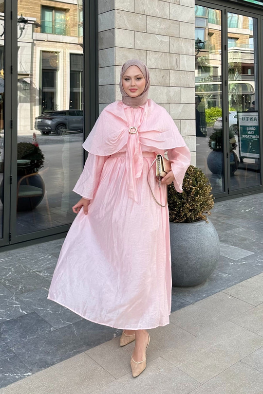 Üç Parçalı Tül Kumaş Gold Broş Detay Takım Pudra