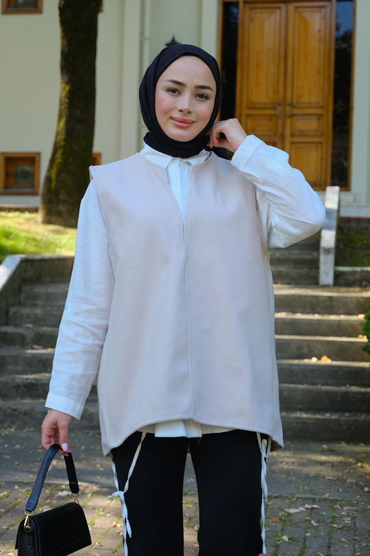 V Detay Süveter Krem