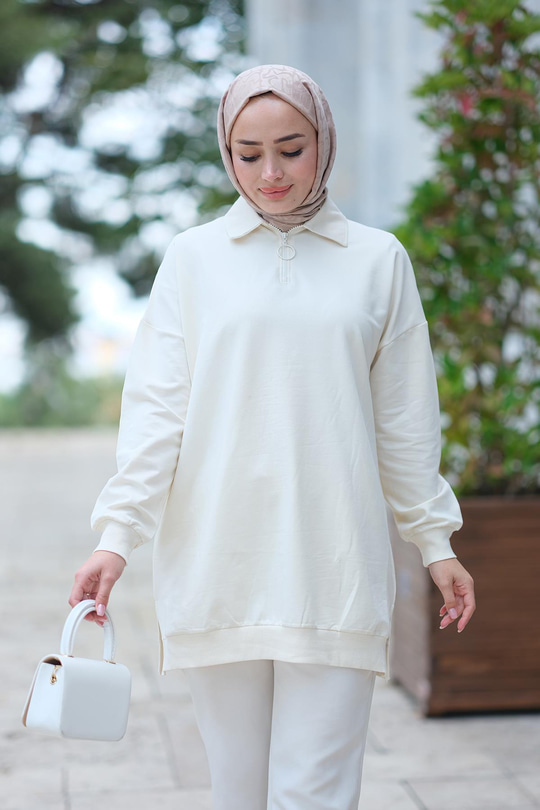 Yakası Fermuar Detaylı Sweat  Bej