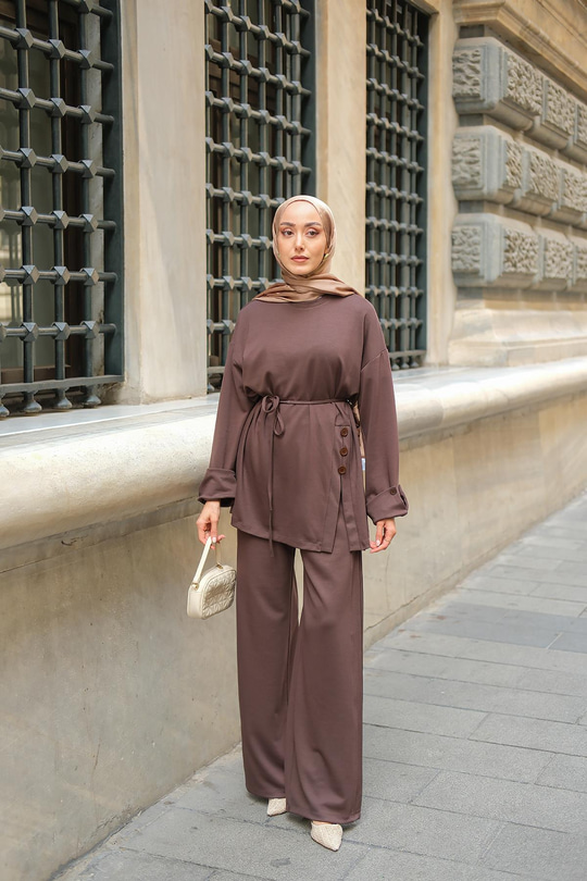 Yan Düğme Detay Takım Kahverengi