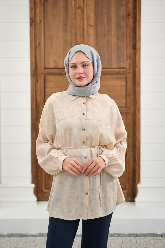 Yaprak Desen Bel Bağlamalı Gömlek Krem