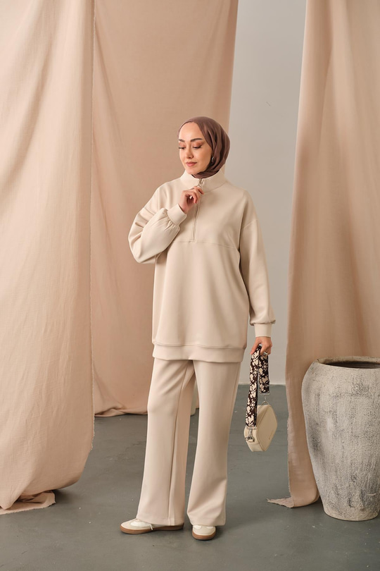 Yarım Fermuarlı Takım Taş