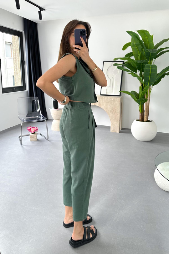 Pose Zümrüt Yeşili Yelek Pantolon Takım