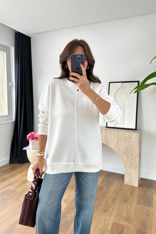 Pona Beyaz Bisiklet Yaka Çizgi Detaylı Sweat