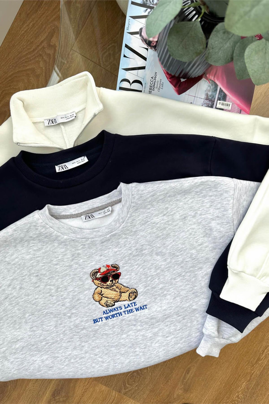 Colles Lacivert Yazı İşleme Detaylı Sweatshirt
