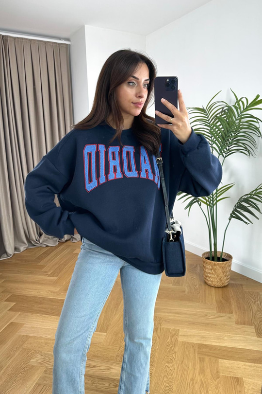 Lacivert Madrid İşlemeli Sweatshirt