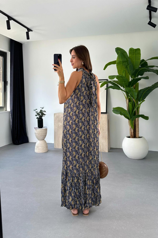 Selery Siyah Camel Desenli Halter Yaka Elbise