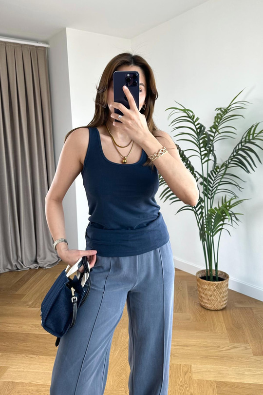 Oysh Lacivert Askılı Bluz