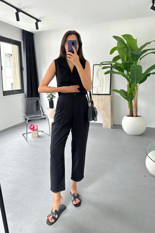 Pose Siyah Yelek Pantolon Takım