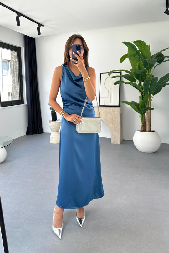 Blass Indigo Drapeli Saten Elbise