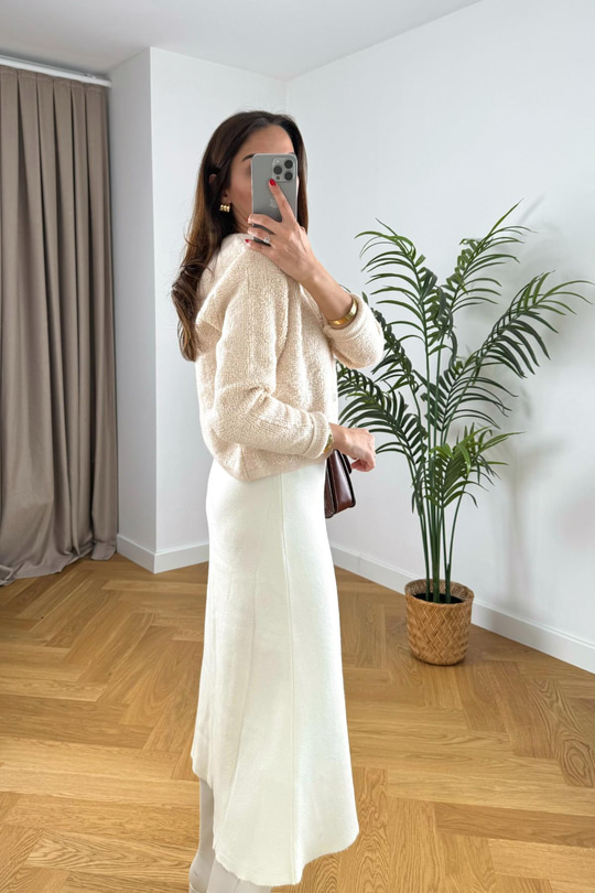 Soft Vanilya Düğme Detaylı Bisiklet Yaka Yumoş Hırka